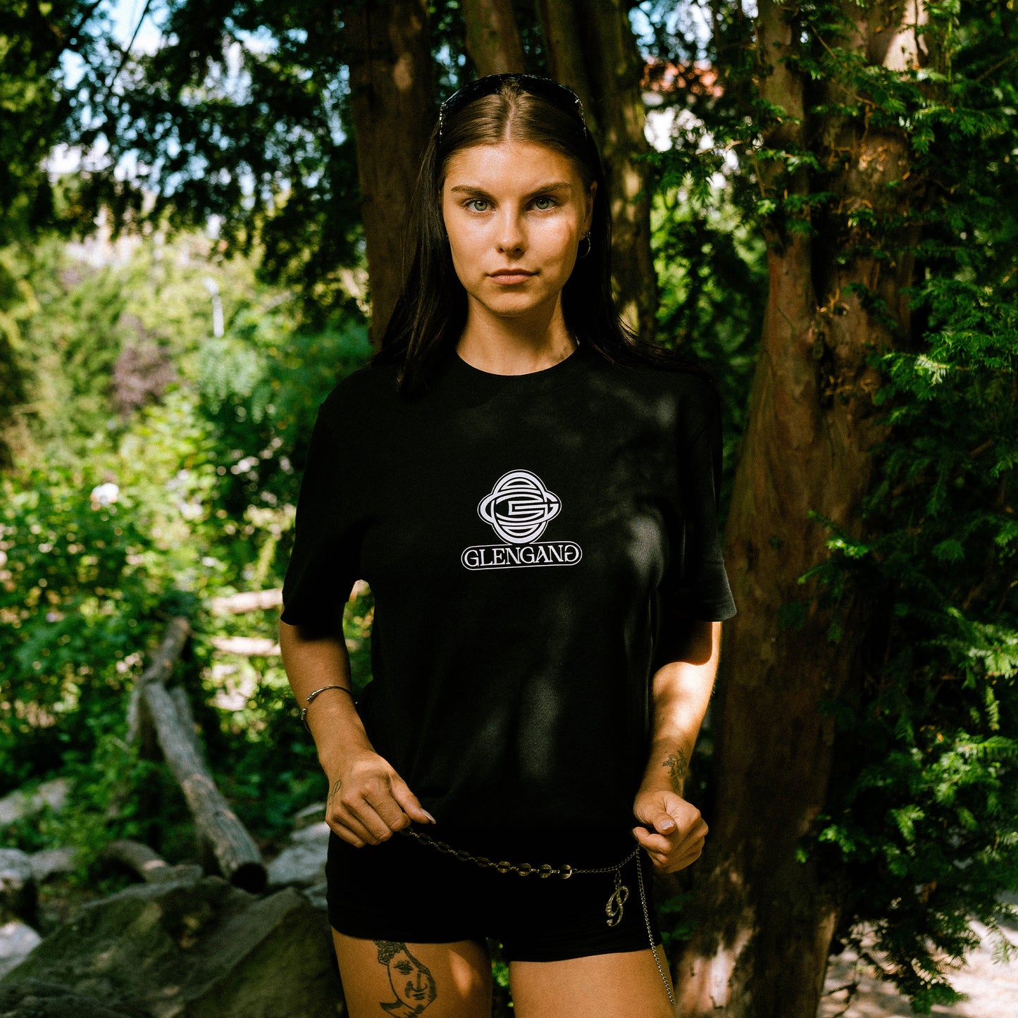 T-SHIRT SCHWARZ UNISEX