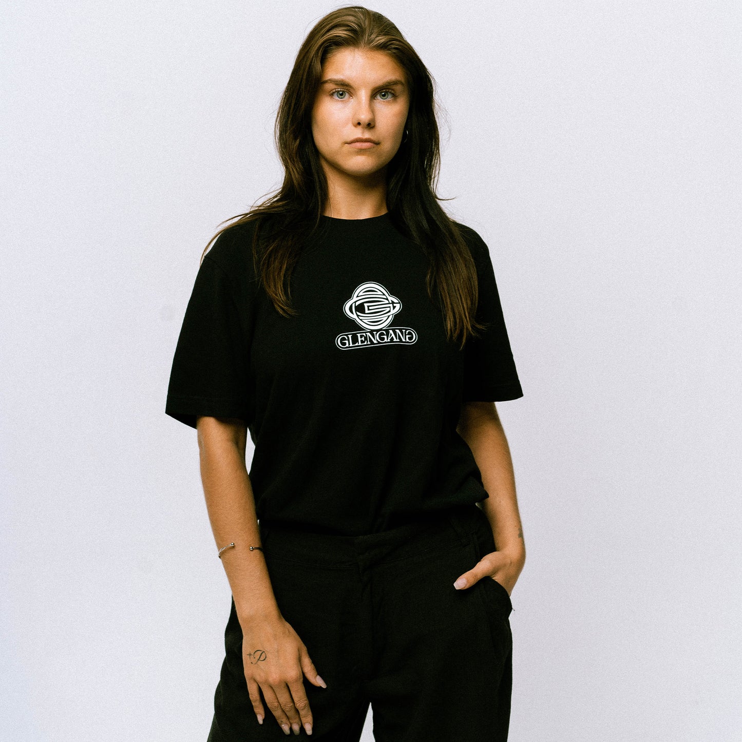 T-SHIRT SCHWARZ UNISEX
